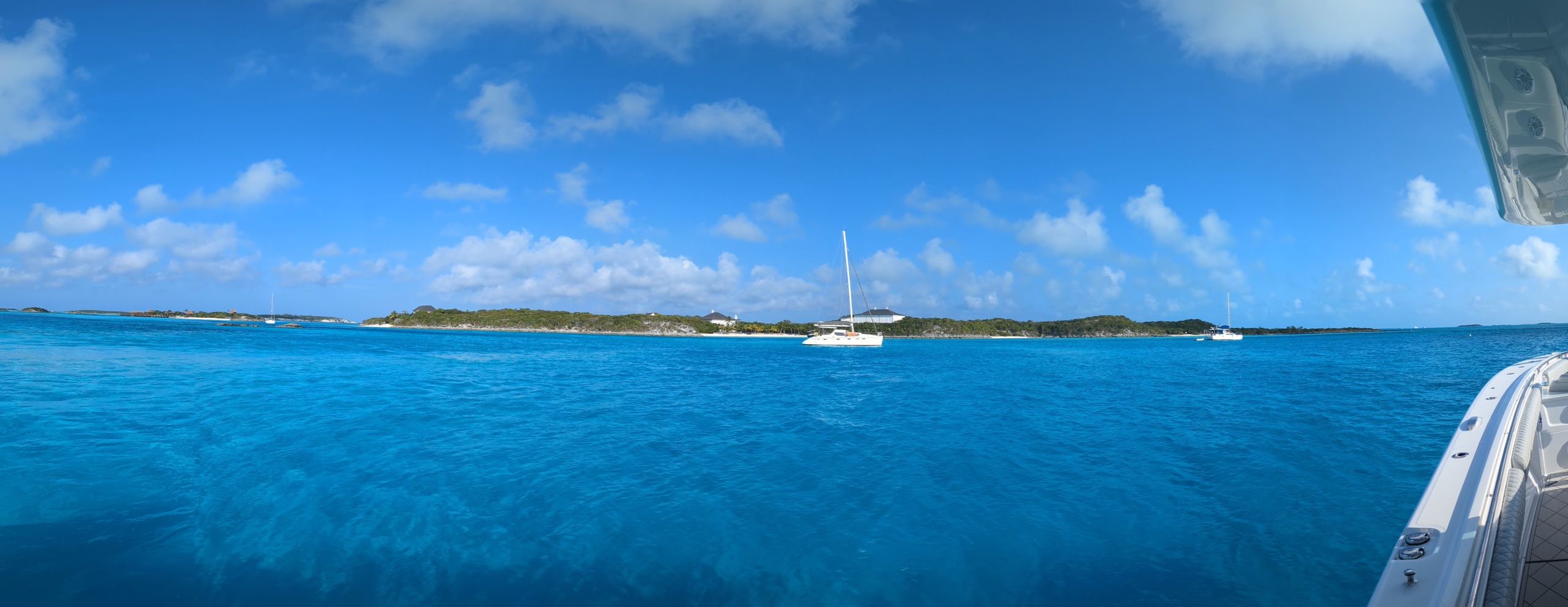 photo of the Exumas from a boat