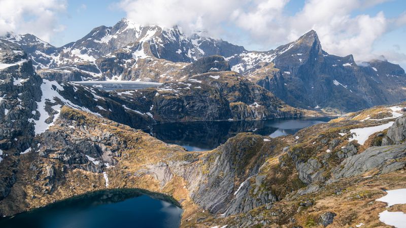 1lee9bkonthewaytothemunkebuhutlofotennorway57643831oc.jpg (5746x3232)