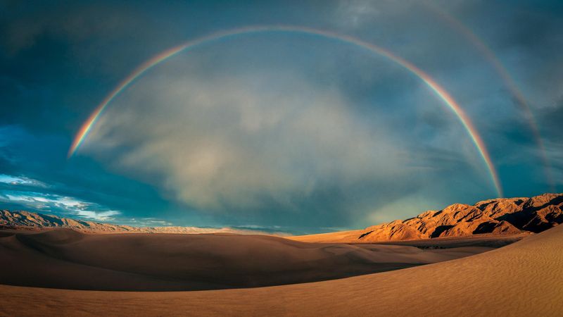 1nnleovdeathvalleyrainbowthefinaleoc3000x1612.jpg (4200x2362)