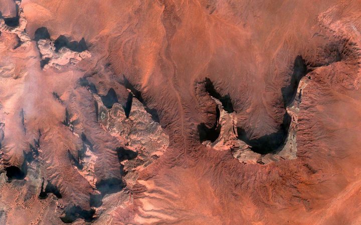 googleearthview1811.jpg (4000x2500)