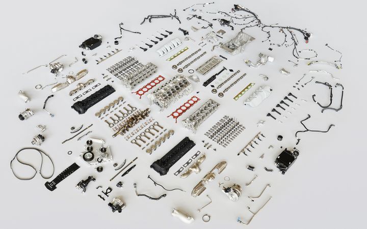 vrgastondb11engine0.jpg (4000x2500)